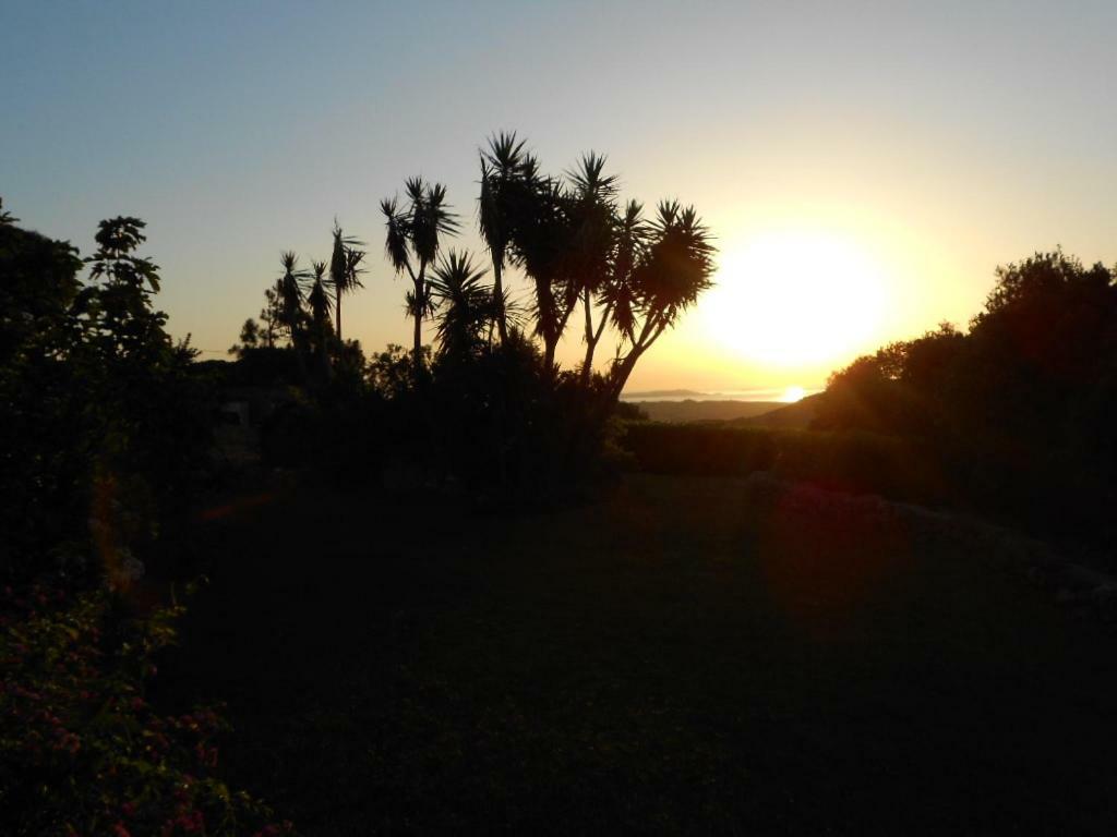 Отель Agriturismo La Valletta Санта-Тереза-Галлура Экстерьер фото